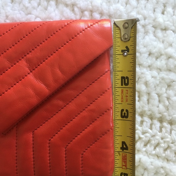 Yves Saint Laurent Vintage Clutch - Picture 13 of 16